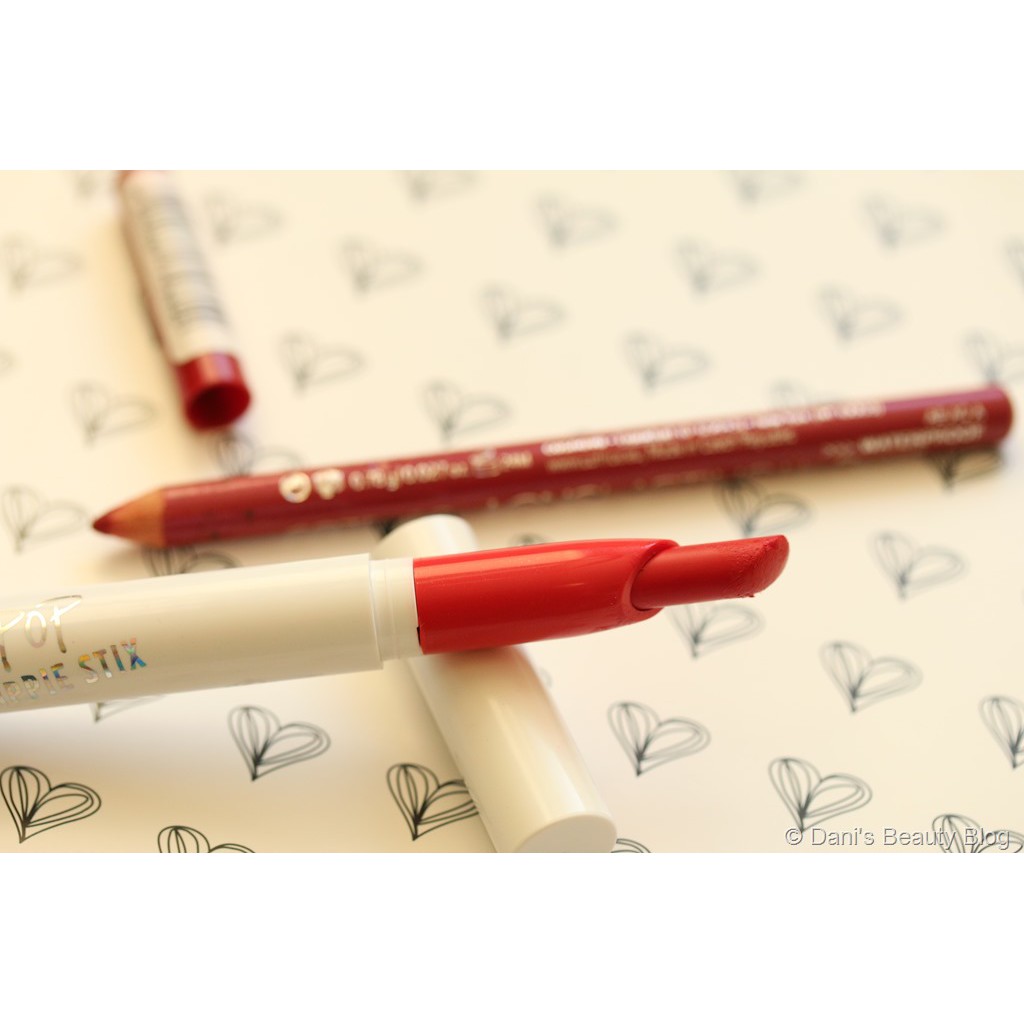 Son Colourpop Lippie Stix màu Behr Hug