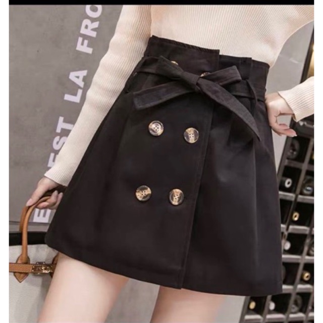 Chân váy 4 nút cột nơ sang chảnh | BigBuy360 - bigbuy360.vn