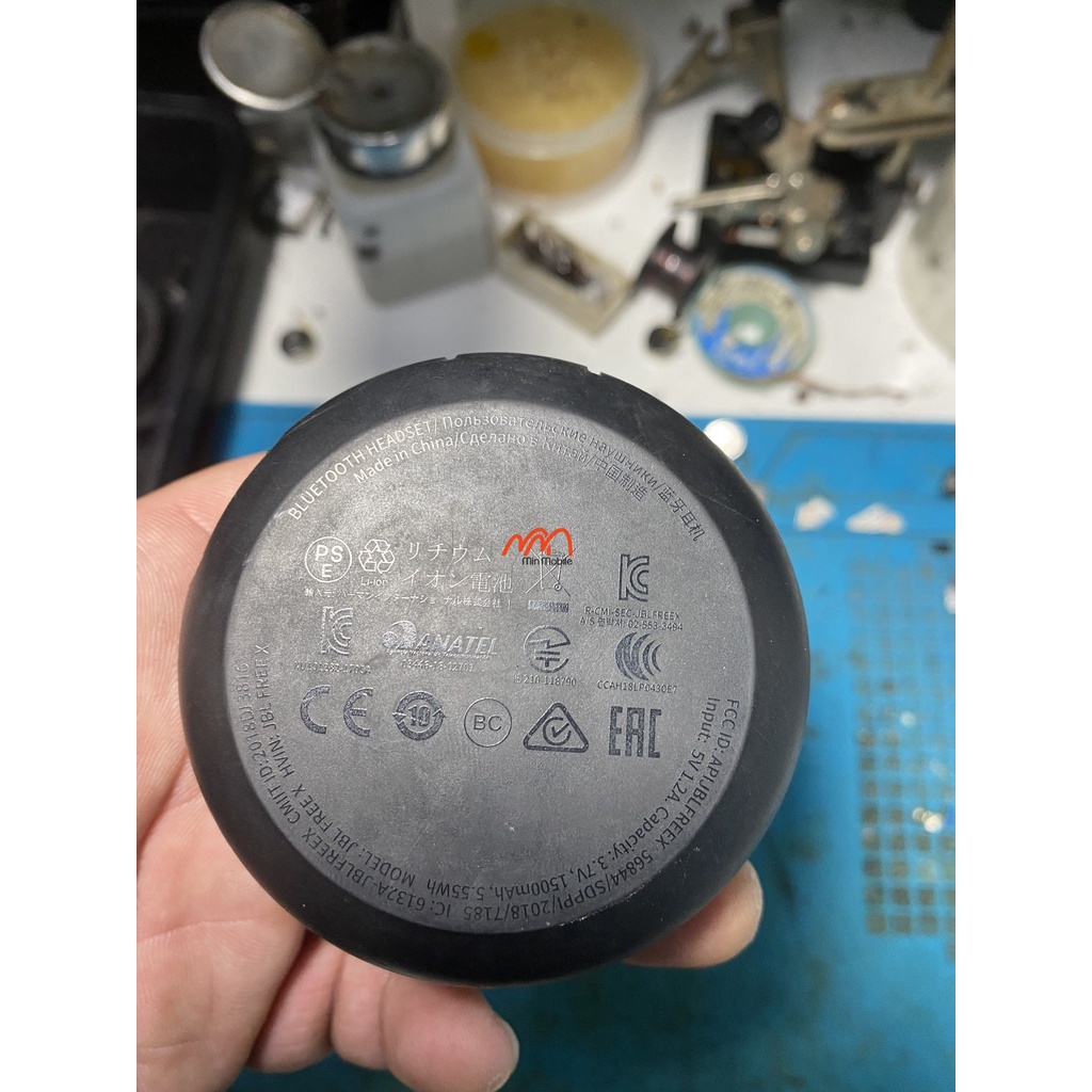 Thay pin tai nghe JBL Free X