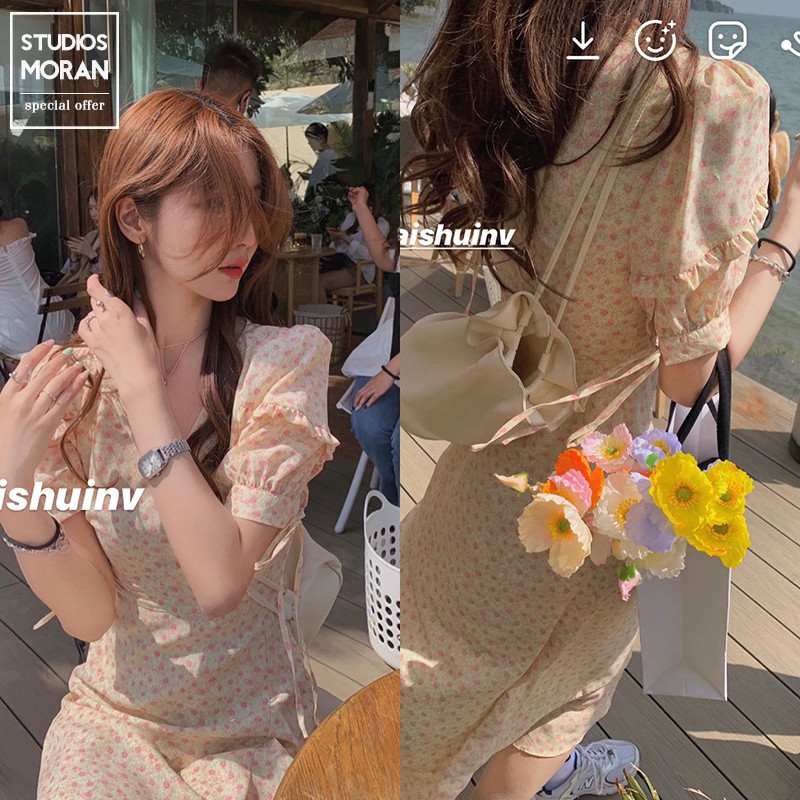 (ORDER-sẵn S) Váy voan hoa nhí màu vàng MORAN cổ V nhún bèo đuôi cá xẻ tà điệu đà Hàn Quốc mùa hè (NEW_HOT)