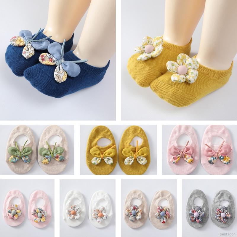 Vớ cotton chống trượt họa tiết hoa bướm dễ thương cho bé gái
