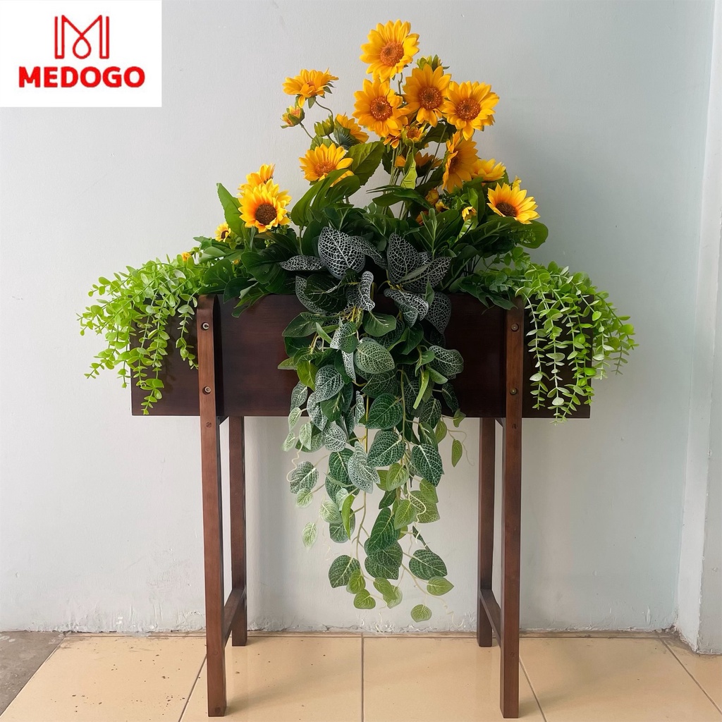 Chậu gỗ trồng cây MEDOGO hình chữ nhật chân thẳng , gỗ thông nhập khẩu chịu nước CG-01