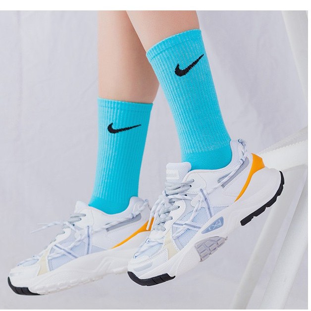 Tất nike - Vớ Nike cổ cao - cổ lửng Nhiều Màu  Nam Nữ Phối cùng sneaker cực đẹp