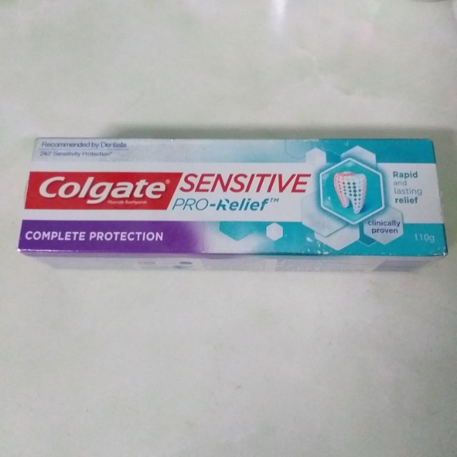 Kem đánh răng giảm ê buốt Colgate Sensitive Pro Relief 110g