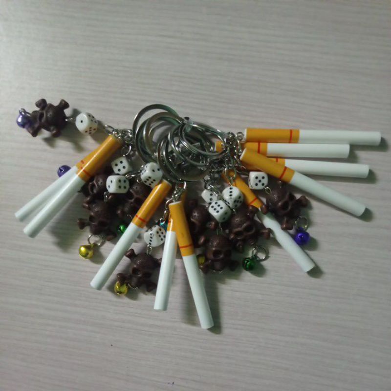 Móc khóa đồ chơi hình thuốc lá siêu cute dễ thương