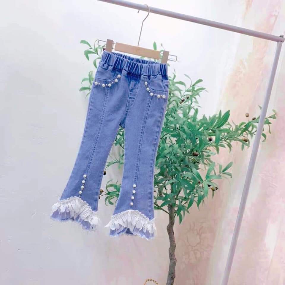 Quần jeans ống loe phối ren điệu đà cực xinh cho bé gái 16-28kg