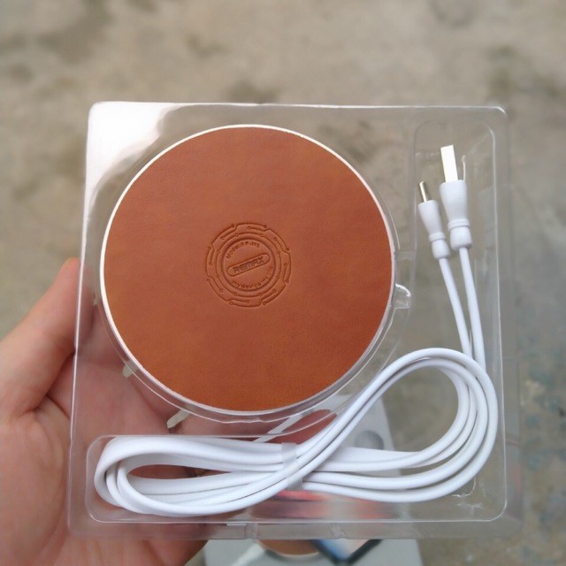 Dock sạc không dây remax RP-W5 10w