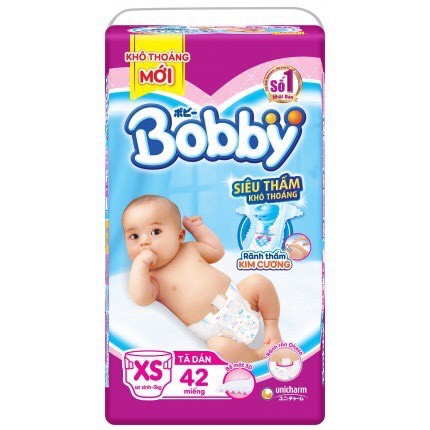 Combo đi sinh Bobby 6 món: Miếng lót NB 1-28, tã dán XS42, khăn ướt 100m, BVS Mama 12m, tã dán Caryn 3m, túi xách