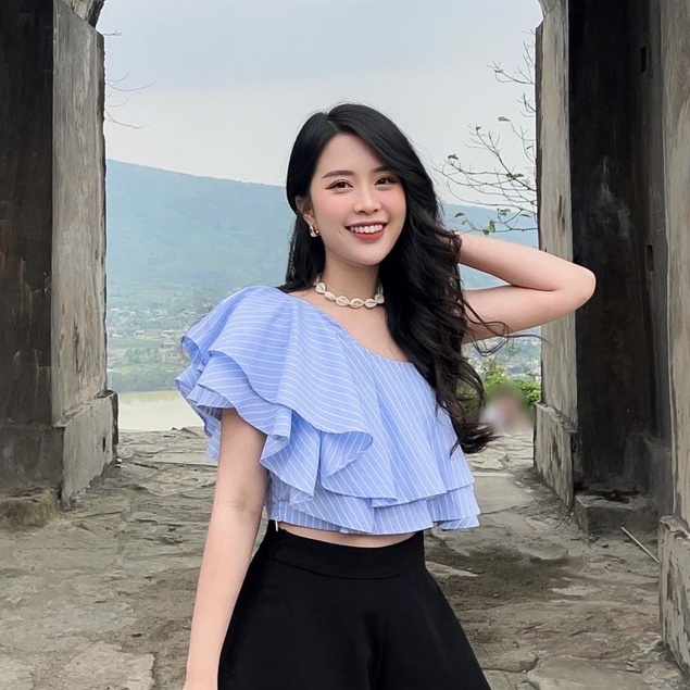 ÁO CROPTOP SỌC LỆCH VAI ZAREEN VOA80 XANH DƯƠNG