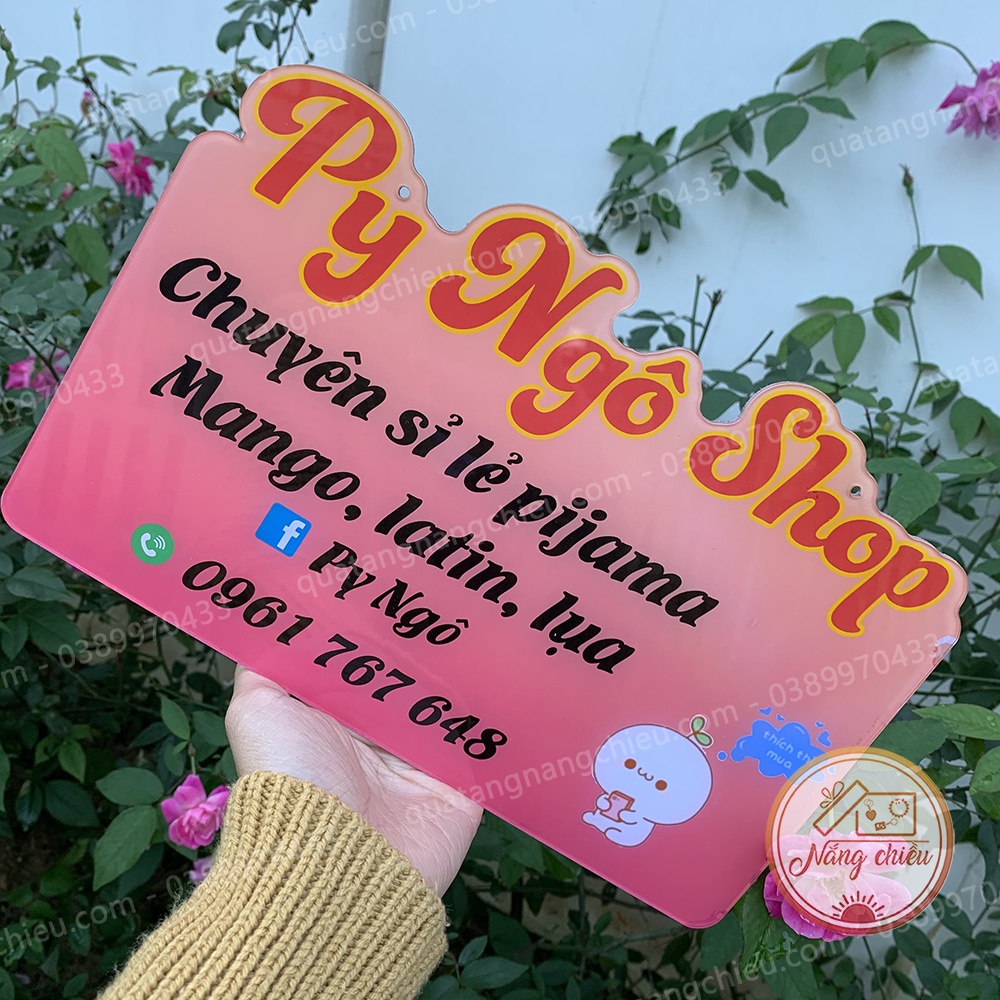 Biển hiệu mica treo shop bán hàng - Mẫu bảng cho chị em bán áo quần pijama - Thiết kế nội dung theo yêu cầu