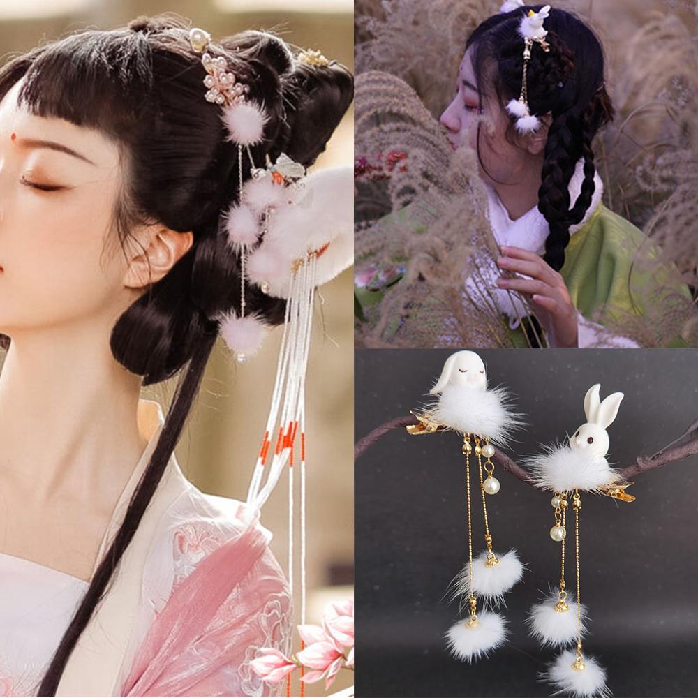 Kẹp Tóc Đính Bóng Lông Thỏ Dễ Thương Cho Nữ