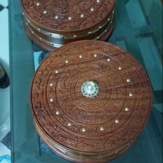 Hộp bánh mứt kẹo