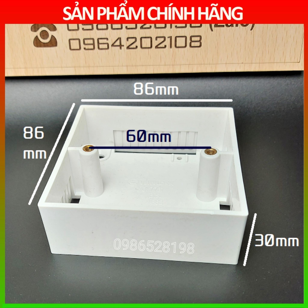 Đế nổi vuông SINO kích thước 8,6 x 8,6 - Đế âm vuông tự chống cháy chính hãng