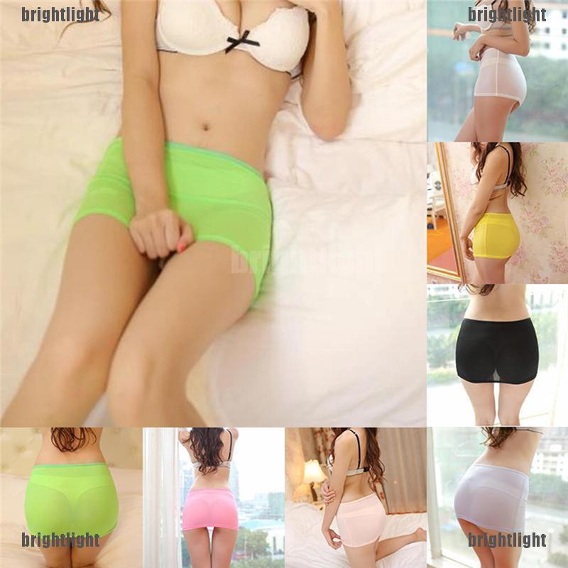 Váy Ngắn Ôm Dáng Quyến Rũ