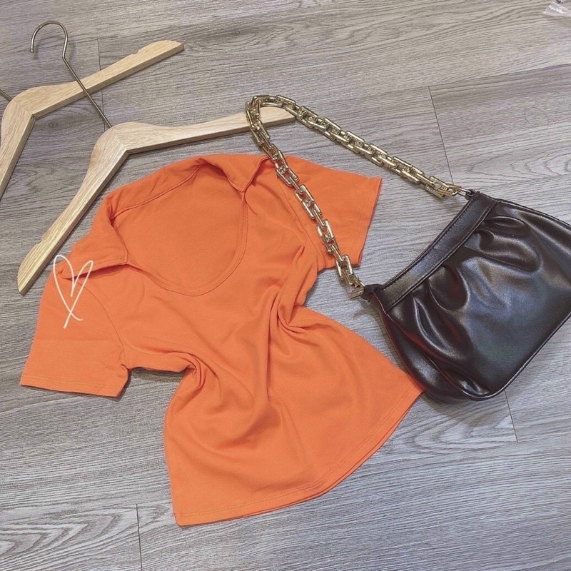 Áo thun body nữ kiểu cổ bẻ cổ U dáng ngắn