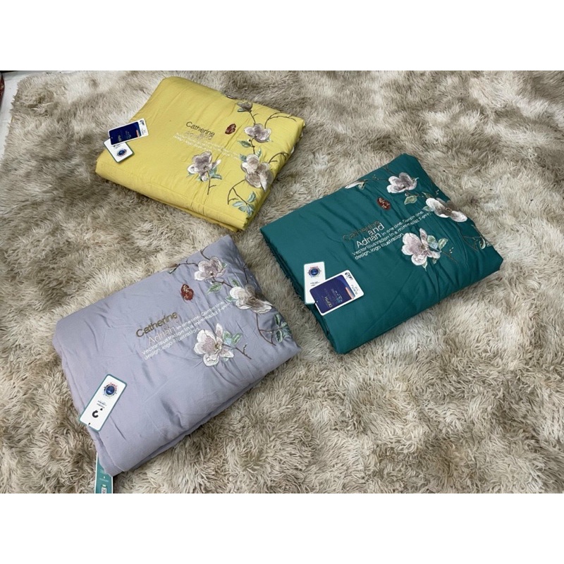 Chăn hè lụa tơ tằm thêu mềm mát