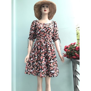 Đầm Bông Hoa Nhí Cổ Vuông cao cấp