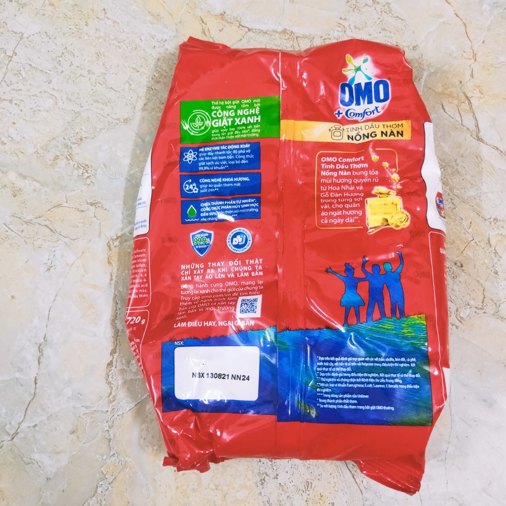 Bột giặt Omo Comfort Tinh dầu thơm 720g