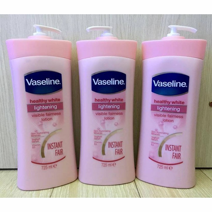 Dưỡng thể Vaselinee725ml tinh chất ya-ua Yoghurt và vitamin B3 giúp bổ sung độ ẩm và độ sáng mịn cho làn da bạn