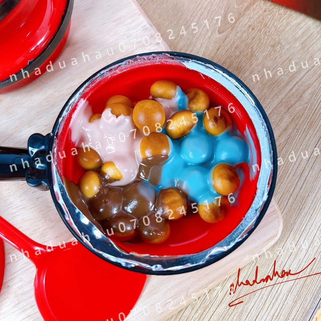 Một cái kẹo sô cô la bích qui 3 màu hình chảo đồ chơi Hongkong cute cái 25gam