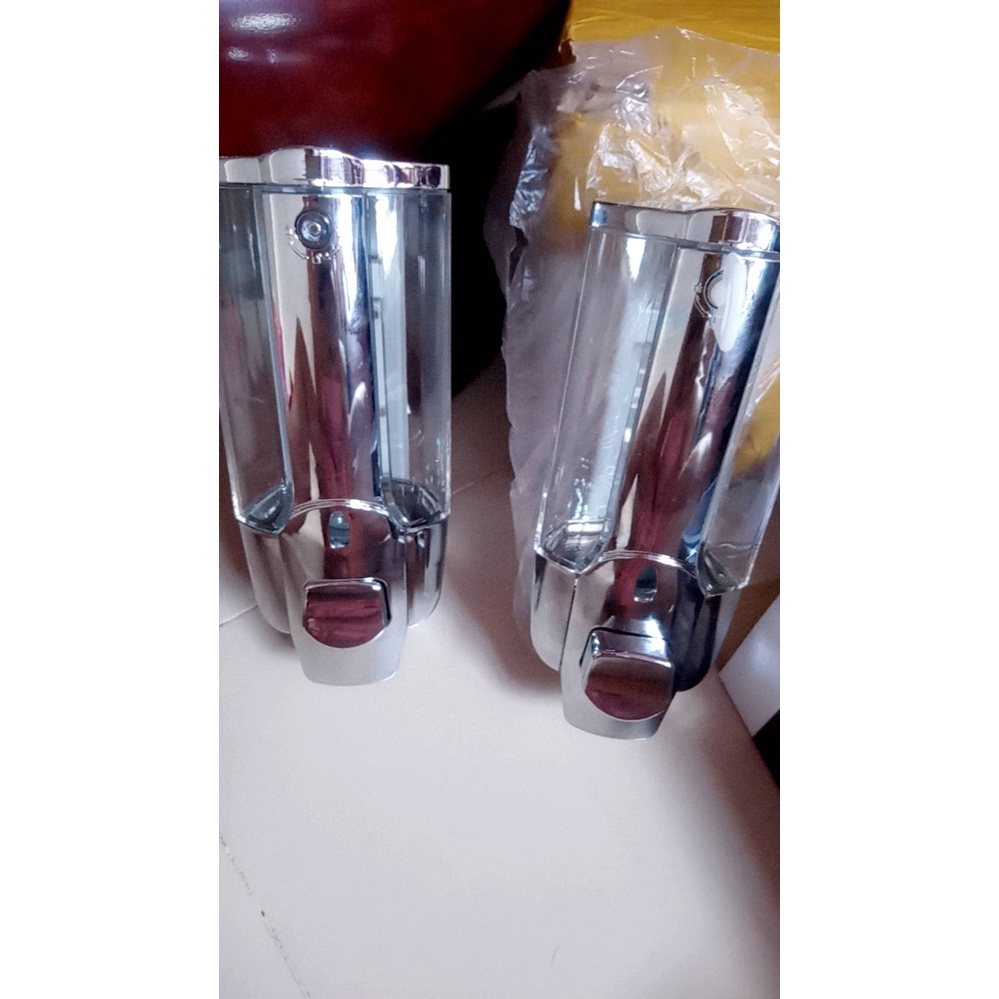 Hộp đựng nước rửa tay treo tường 1 bình
