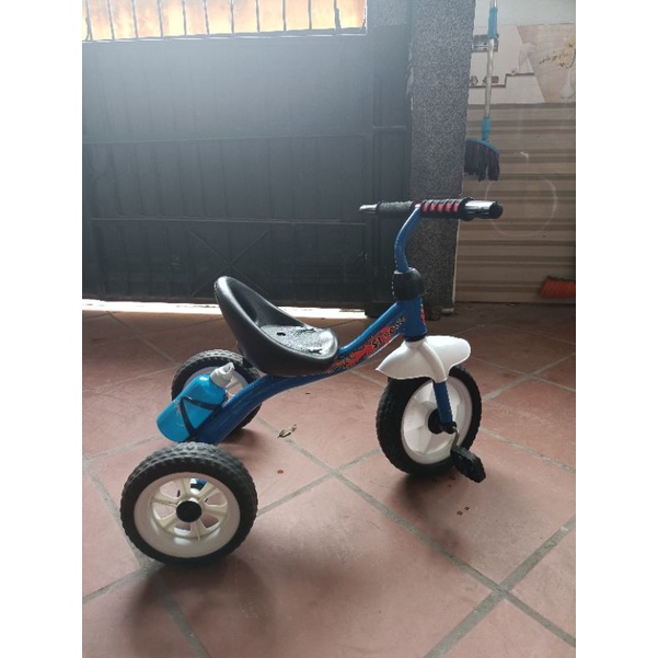 Thanh lý xe ba bánh cho bé