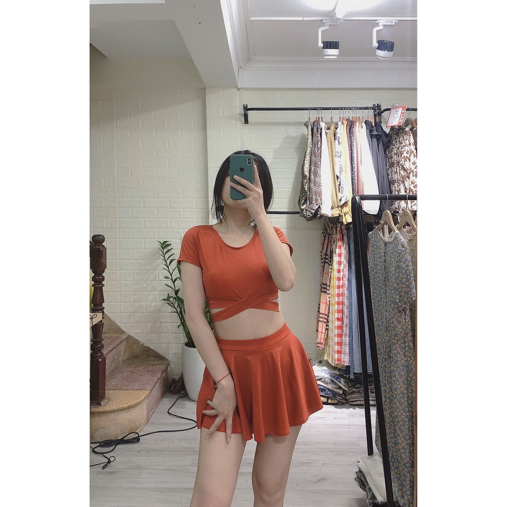 Bikini hai mảnh cộc tay cam váy xòe bi mặc đi biển đi bơi đẹp | BigBuy360 - bigbuy360.vn