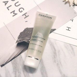 GEL RỬA MẶT DARPHIN IN 150ML