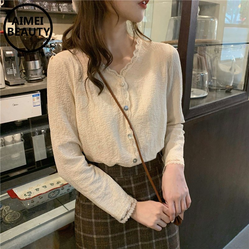 Áo sơ mi tay dài cổ chữ V xếp ly vải ren dễ thương phong cách Hàn Quốc