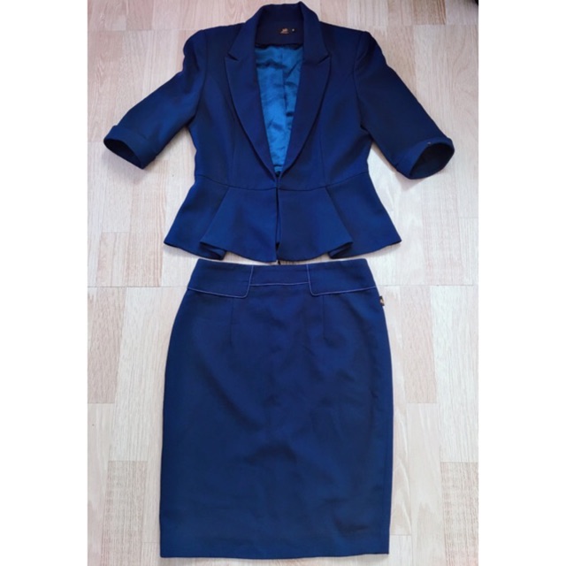 Bộ vest juyp xanh đen KB size M