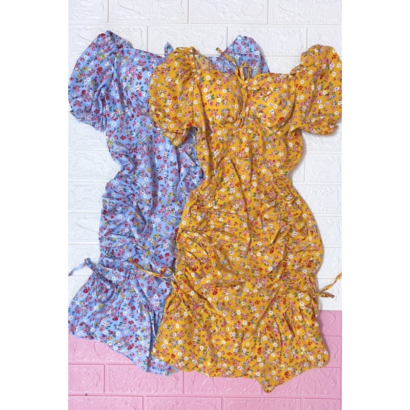 Đầm body hoạ tiết hoa nhí phối dây nơ hai bên, có kèm mút ngực