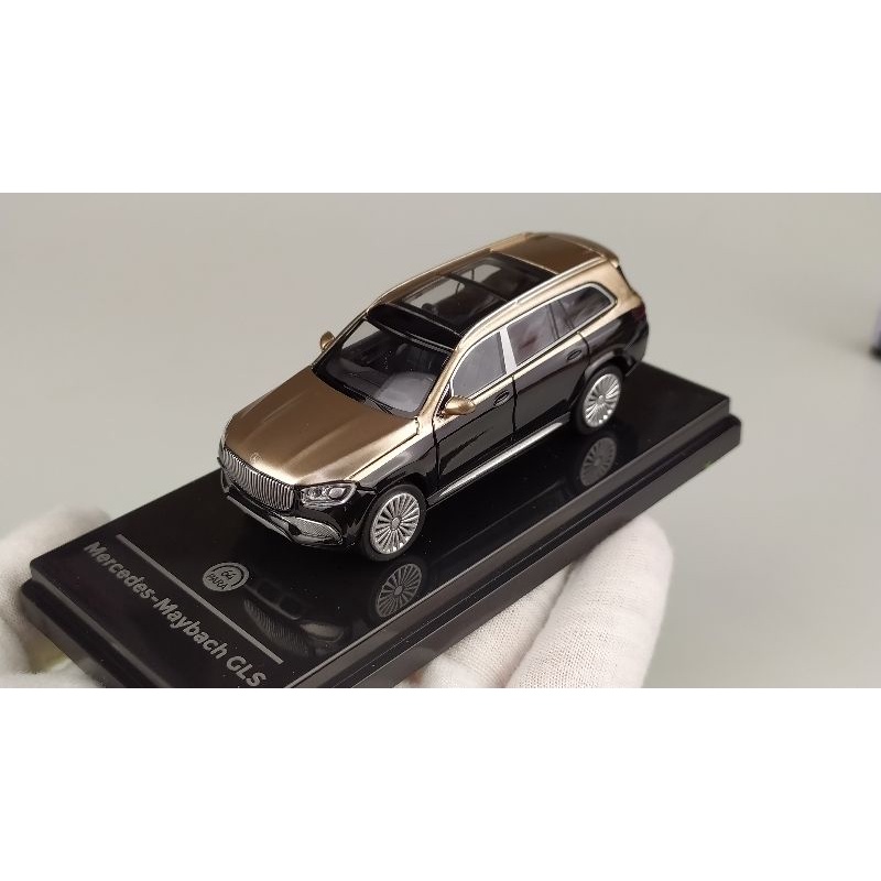 Mô hình ô tô Mercedes Benz GLS600 Maybach 1/64 Para64