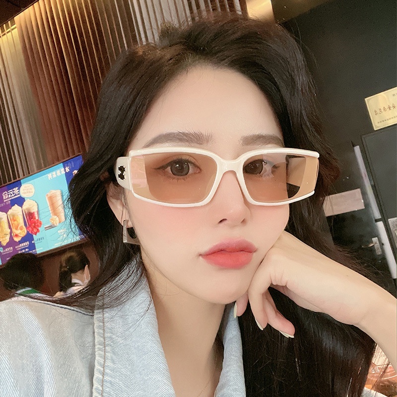 Kính mát nữ chống tia UV400, siêu xinh cho chị em - KM69