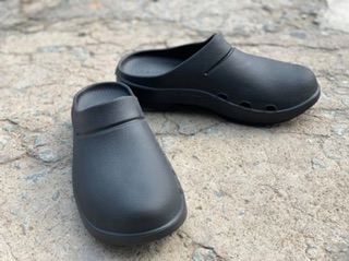 Oofo.s clog