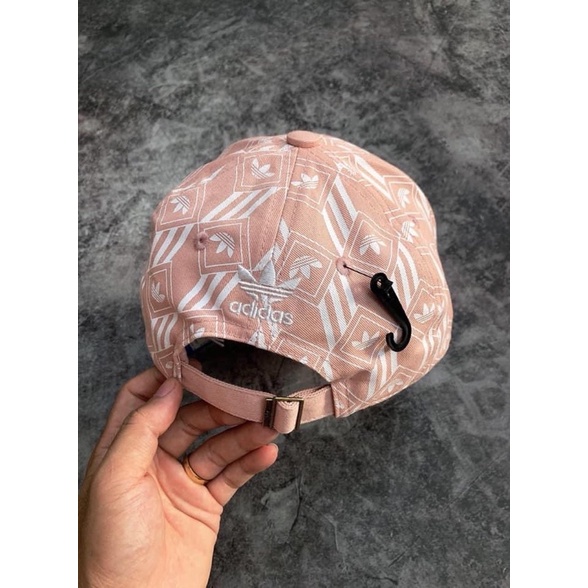 Cap Hồng AdiD