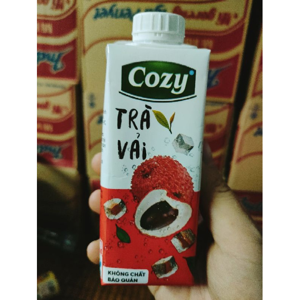 TRÀ VẢI COZY CHAI 225ML