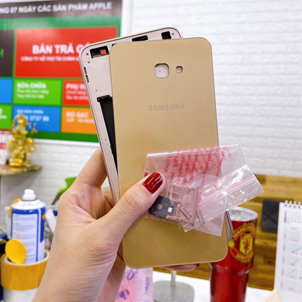 Bộ vỏ Samsung J4 Plus