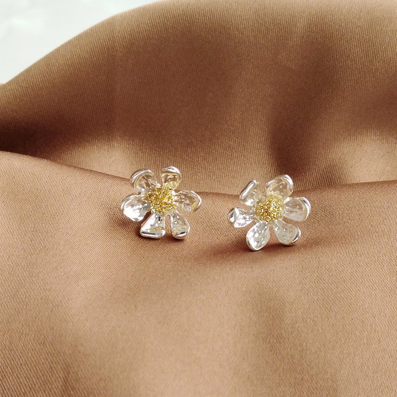 Bông tai nữ hình hoa cúc 🌼 màu bạc nhỏ xinh, chất liệu S925 🌷FREESHIP🌷 phong cách nữ tính, thanh lịch