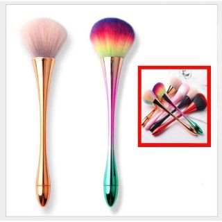 Cọ phủi bụi, trang điểm làm nail