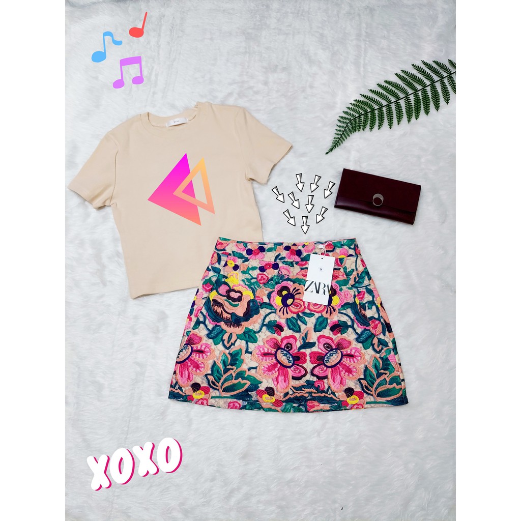 CHÂN VÁY HOA HỌA TIẾT TÂY- SANG CHẢNH | BigBuy360 - bigbuy360.vn