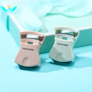 Dụng cụ bấm cong mi tiện lợi