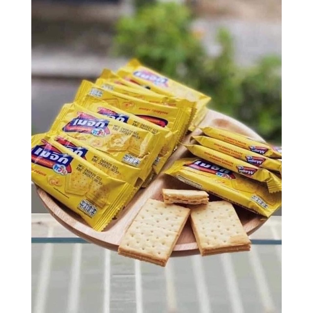 Bánh Magic Cracker thái lan kẹp kem phô mai