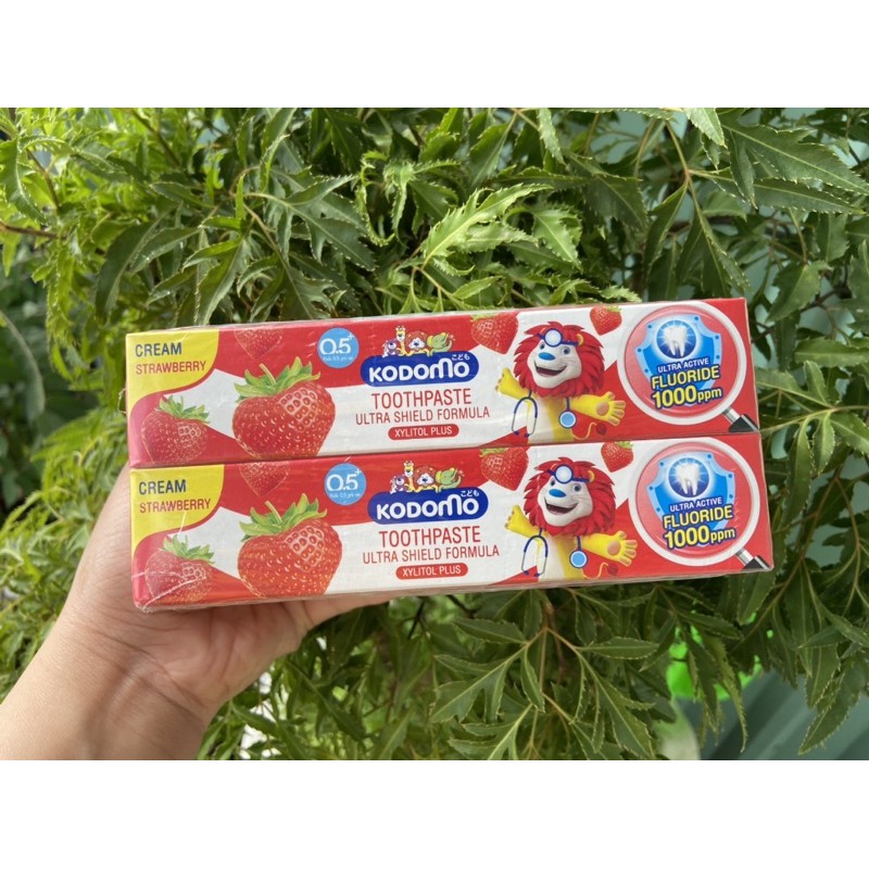Kem đánh răng trẻ em KODOMO Thái Lan 40g  Lion