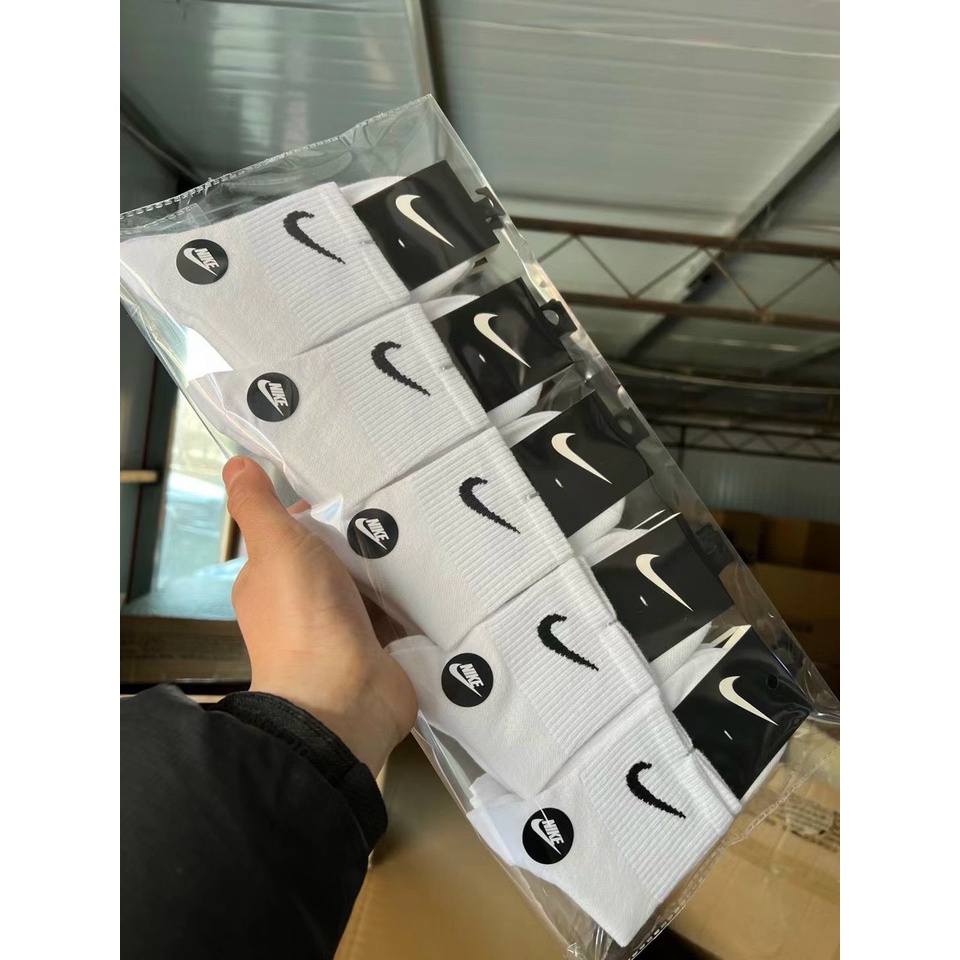 Vớ Nike - Tất Nike authentic có sẵn
