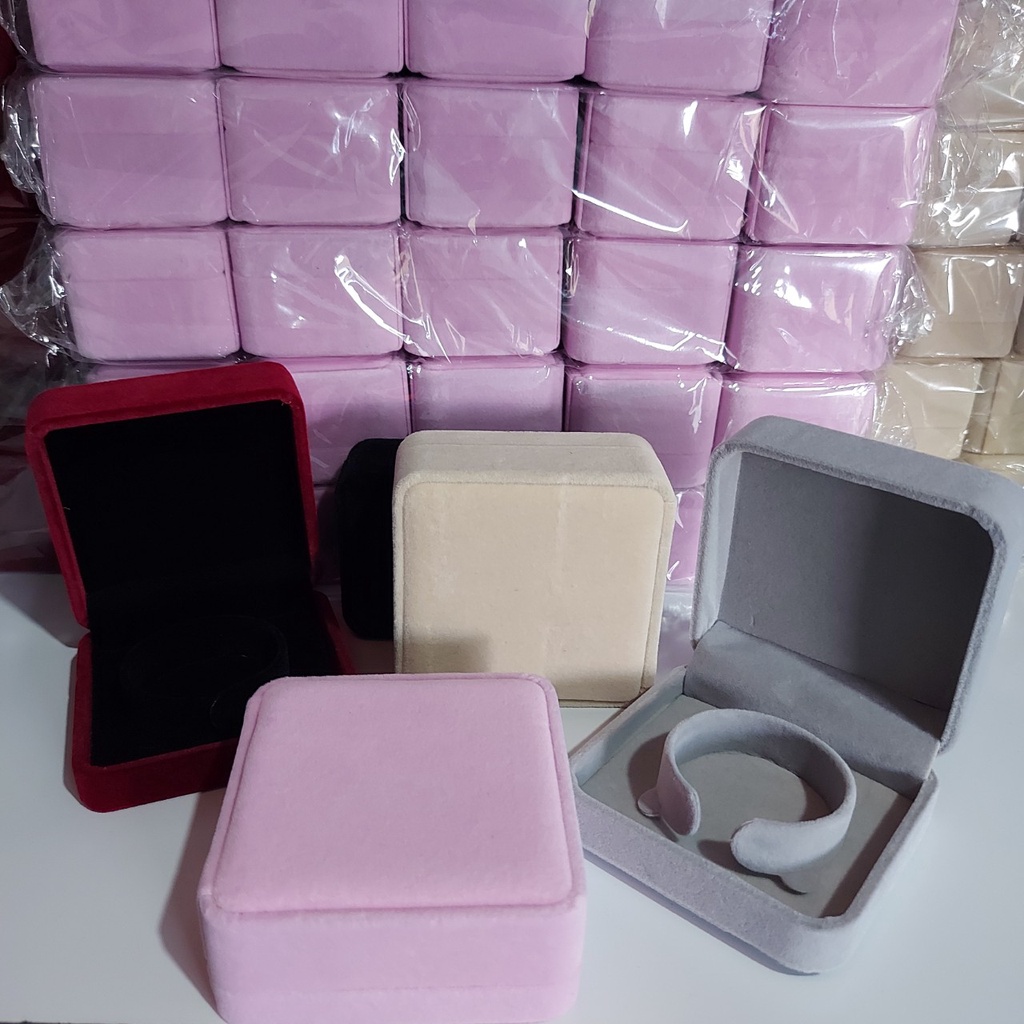 Hộp đựng vòng tay nỉ nhung hộp vòng tay nhiều màu hộp đựng trang sức vòng JSP cao cấp.