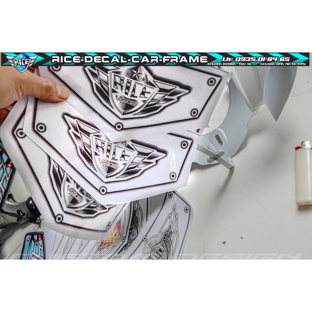 Tem Dán Hộp Đầu Sirius Trắng