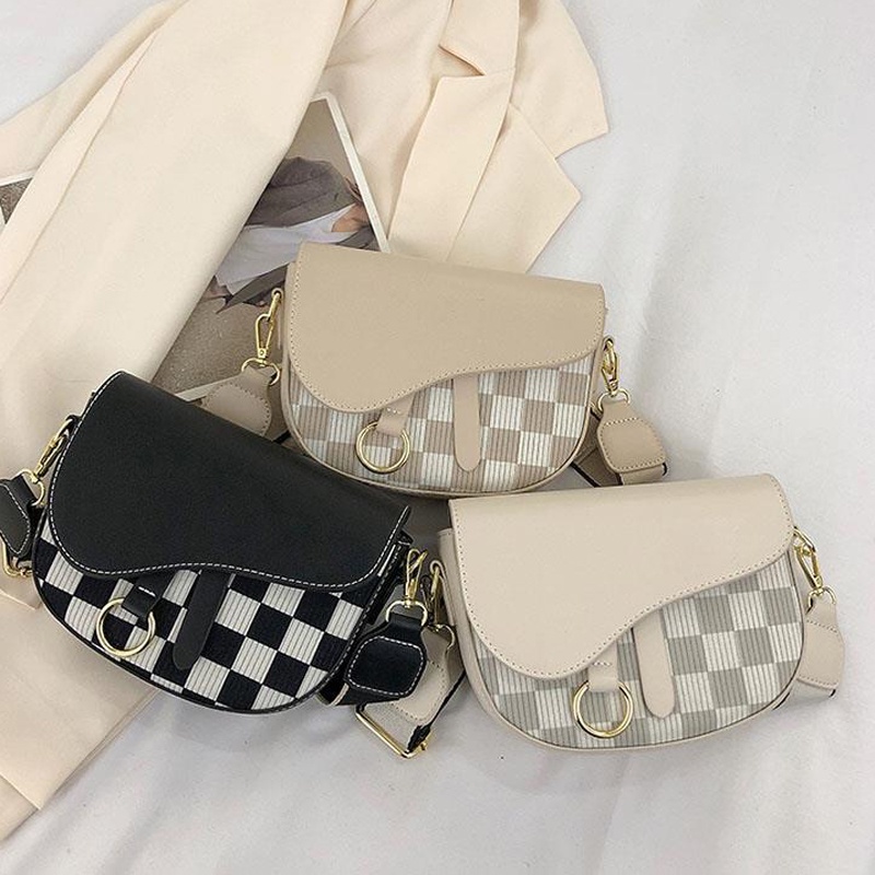 Túi Đeo Chéo Họa Tiết Caro Thời Trang Dễ Phối Đồ Cho Nữ
