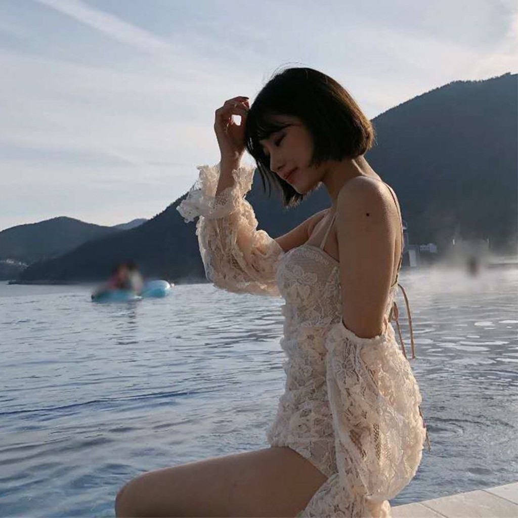 Bikini Đồ Bơi Hàn Quốc Cao Cấp Một Mảnh Có Ống Tay Trễ Vai Chất Thun Pha Ren Dày Dặn Co Giãn 4 Chiều Che Khuyết Điểm | BigBuy360 - bigbuy360.vn