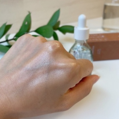 Tinh dầu dưỡng tràm trà xanh dành cho da dầu Aromatica Tea Tree Green Oil 30ml