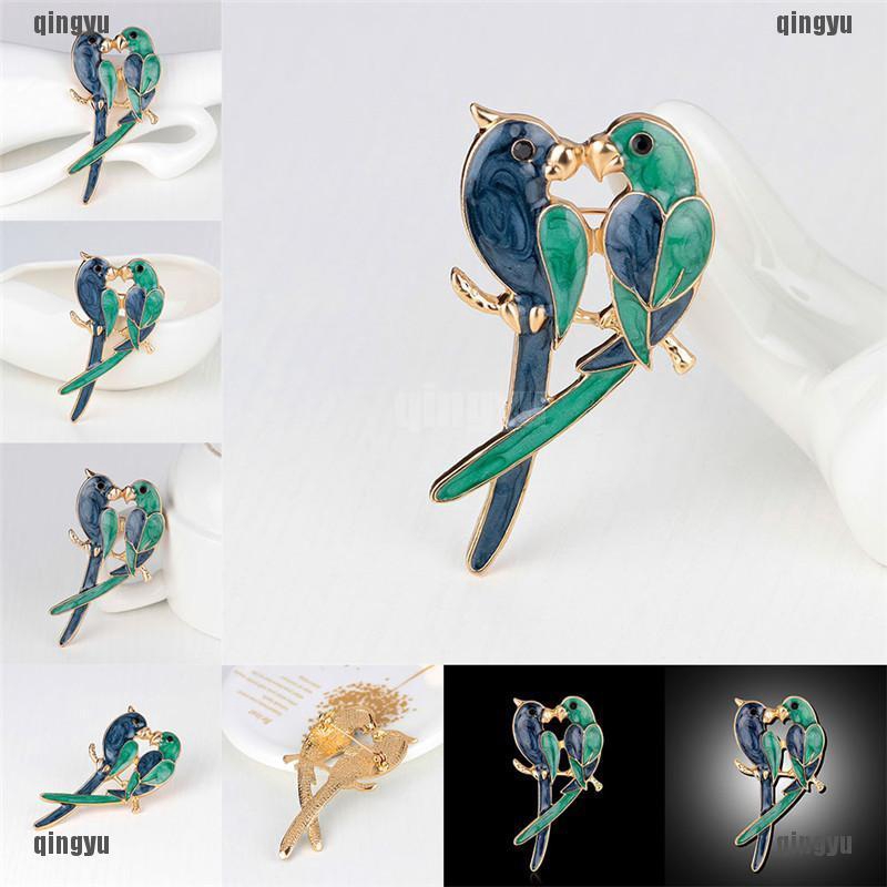 Trâm Cài Áo Mạ Vàng Hoạ Tiết Giáng Sinh